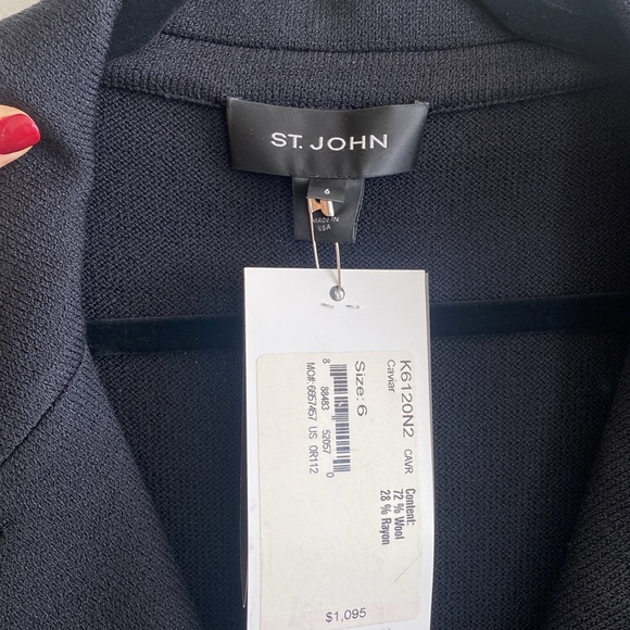 NWT St. John Size 6 jacket. - Picture 6 of 8
